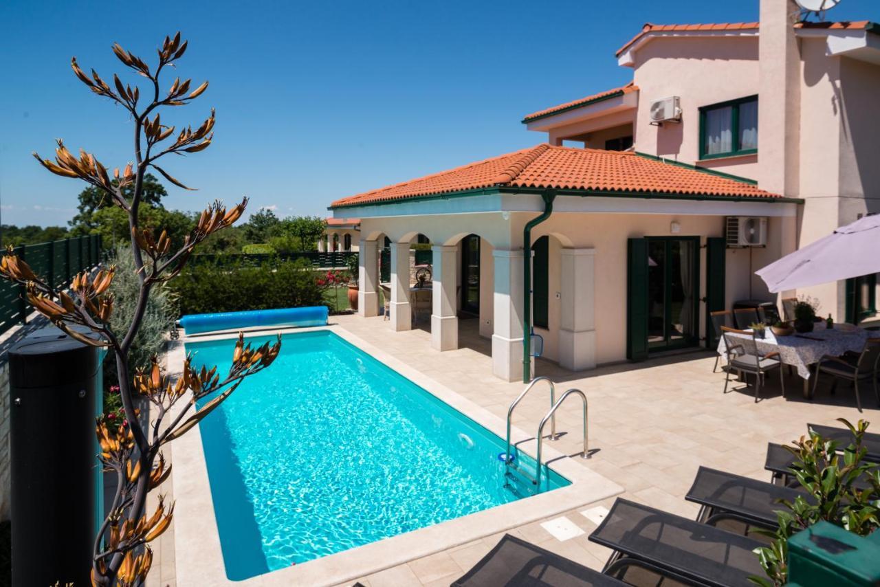 Villa Luciana Spa House, Buje Exterior photo
